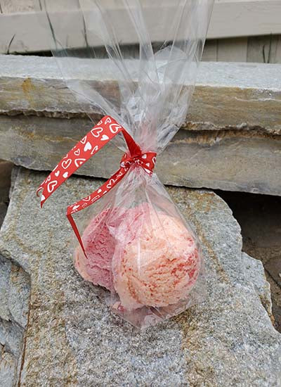 Fizzy Bath Truffles From Bee Your Own Valentine